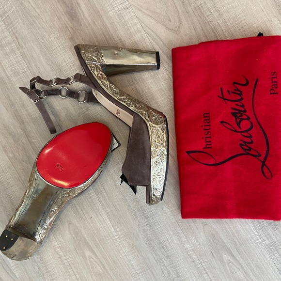 NWT Christian Louboutin Silver Metal Heels 37.5 - Picture 4 of 9